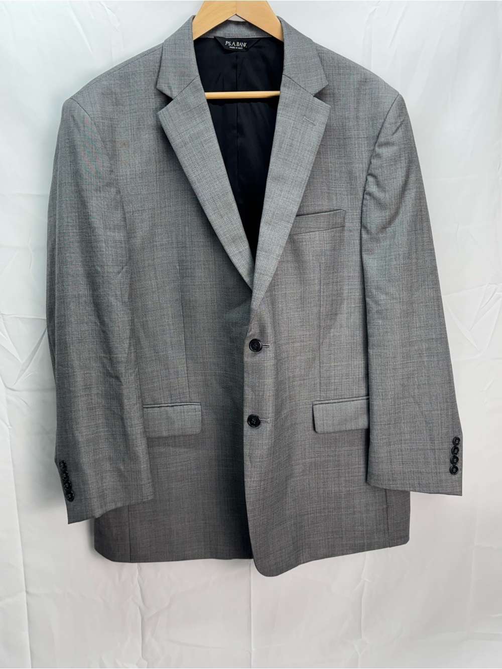 Jos. A. Bank Men’s Gray Two-Button Suit Blazer